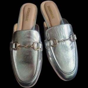 Cushionaire Silver Metallic Slip-On Mules Sz 8.5